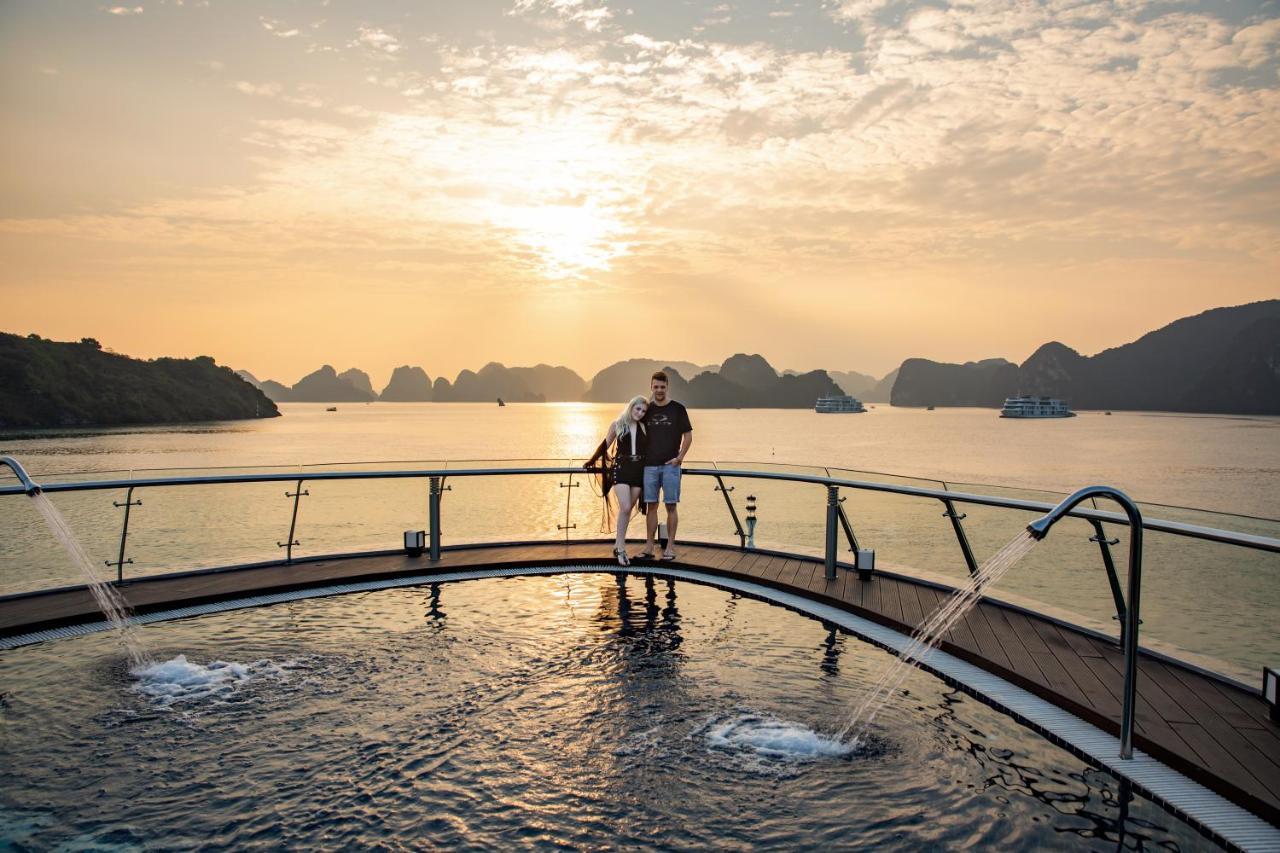สเตลลาร์ ออฟ เดอะ ซี Hotel ฮาลอง ภายนอก รูปภาพ